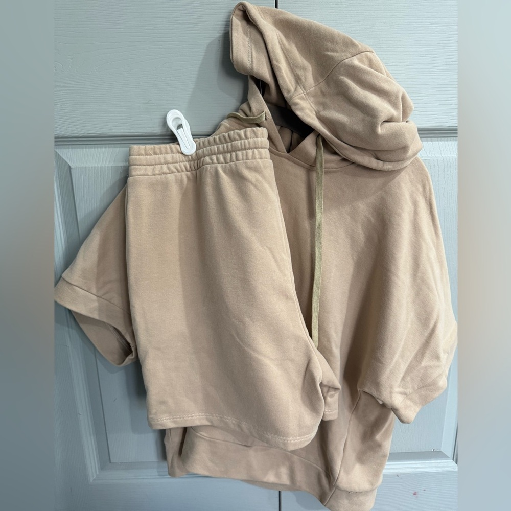⭐️NWT dress forum matching set